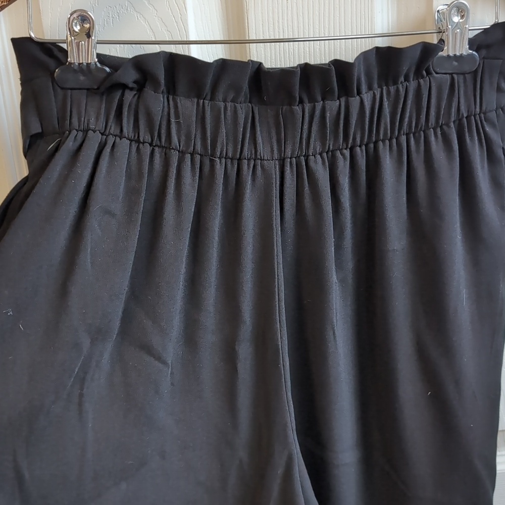 Zara Trafaluc Black Bag Waist Goucho Cropped Pant Size Medium - Picture 4 of 6